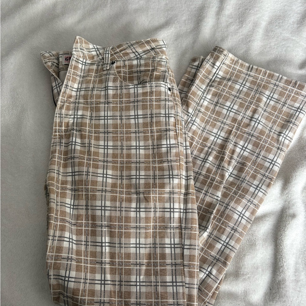 Guess Plaid Women Jeans - Tan and White